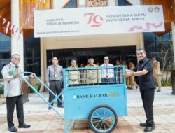 Kembali Bank Kalbar Berkomitmen CSR, Sumbang Gerobak Sampah untuk Kota Pontianak