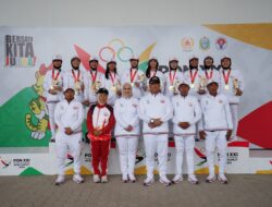 Mayoret Drumband Putri DKI Jakarta Raih Medali Emas