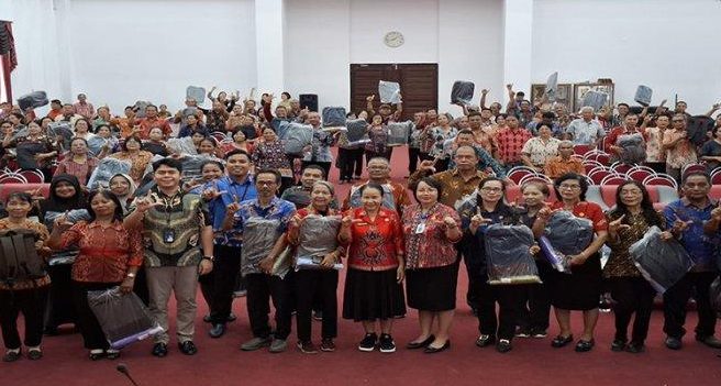 Pembekalan keuangan kepada PNS Landak yang akan memasuki masa pensiun oleh Bank Kalbar. Dok. Ist.