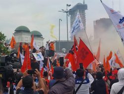 Demo Buruh, Said Iqbal Sindir Cara Kenaikan Gaji DPR dan Upah Pekerja