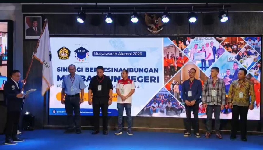 Sufmi Dasco Lantik Dr. Sayuti Abubakar Sebagai Ketua KAUP Komisariat Fakultas Hukum