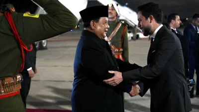 Rayakan 75 Tahun Diplomasi, Prabowo Temui Raja Abdullah II di Amman