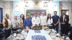 Silaturahmi dengan Wali Kota Banjarmasin, Sutradara Tarmizi Abka Siap Garap Kota Gaib ‘Alam Sebelah di Banjarmasin’