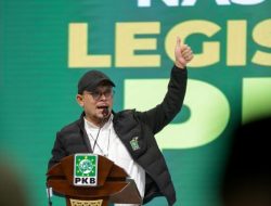 Hanif Dhakiri Desak Pemerintah Tingkatkan Lapangan Kerja dengan Genjot Investasi