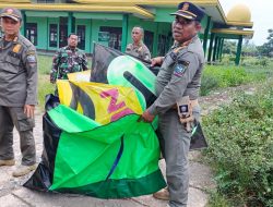 Satpol PP Sita Puluhan Barang Bukti Saat Operasi Penertiban Layangan di Pontianak Utara