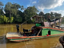 Polres Ketapang Serahkan Tersangka Kasus Tambang Ilegal di Aliran Sungai Pawan ke Kejaksaan