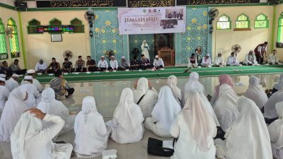 Suasana Haru Warnai Penyambutan Jemaah Haji Sanggau di Tayan Hilir