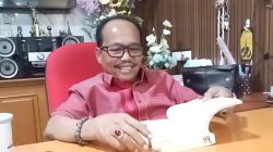 Pakar Hukum dari Universitas Bandarlampung (UBL) Lampung, Dr Bambang Hartono saat mengomentari kasus dugaan pencabulan yang dilakukan oleh seorang guru. (FAKTANASIONAL/ADAM).
