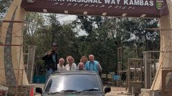 Masyarakat yang tergabung dalam komunitas di desa koperasi Plangijo Dewi Rasa, Lampung Timur, Lampung mengembangkan kawasan konservasi Taman Nasional Way Kambas (TNWK) menjadi tujuan wisata alam. (FAKTANASIONAL/HO).