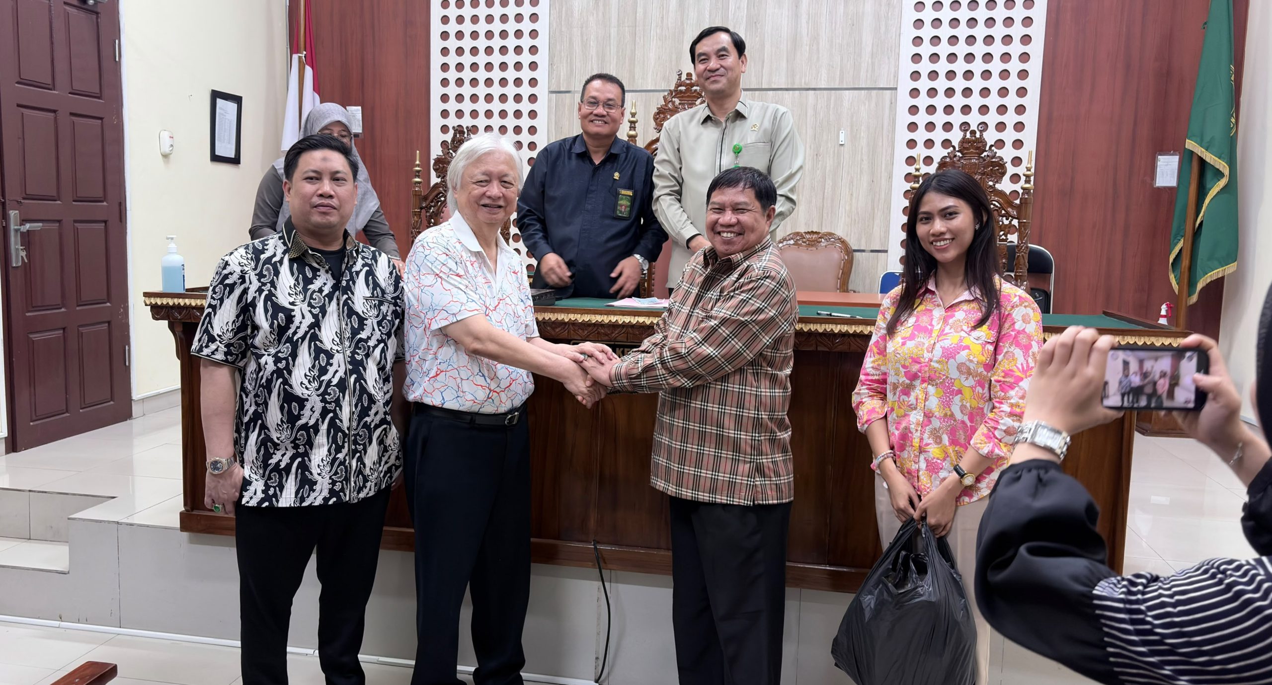 Perdamaian sengketa lahan antara PT Way Halim Permai dan salah satu pihak di Pengadilan Negeri Tanjungkarang, Bandarlampung. (FAKTANASIONAL/ADAM).