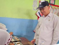 Tinjau Makan Gratis, Wamen Dikdasmen Ingatkan Sekolah Tak Tutup Mata Soal Bullying