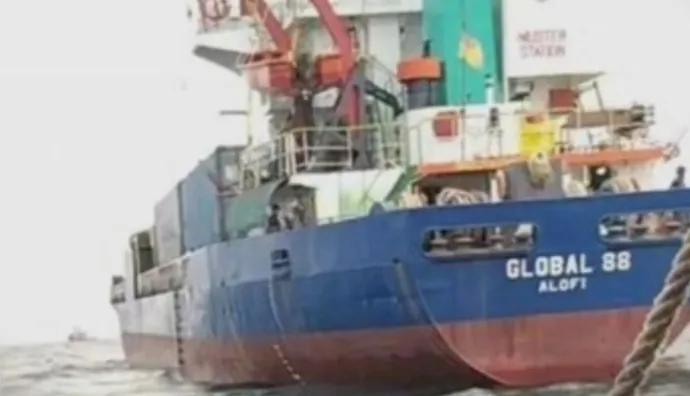 TNI AL Amankan MV Global 88 di Balikpapan, Sengketa Hukum Polda Jatim Jadi Sorotan