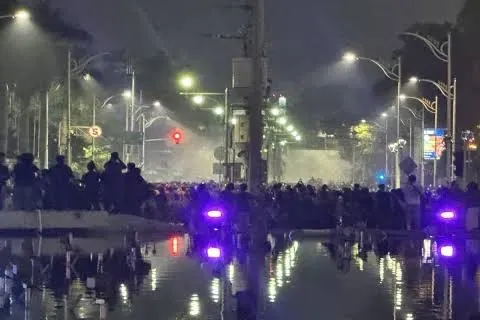 Polisi Pulangkan Sembilan Belas Pendemo Sumpah Pemuda