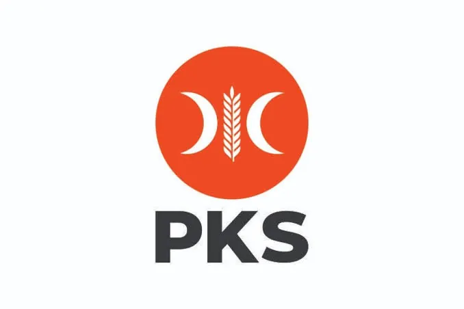 Dukungan PKS untuk Satgas Karhutla RI-Singapura