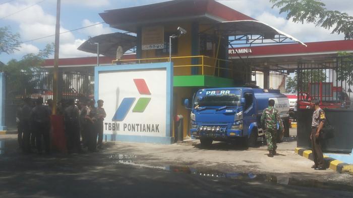 Memalukan.! Izin Badan Usaha Pelabuhan Pertamina Kalbar Ternyata Mati