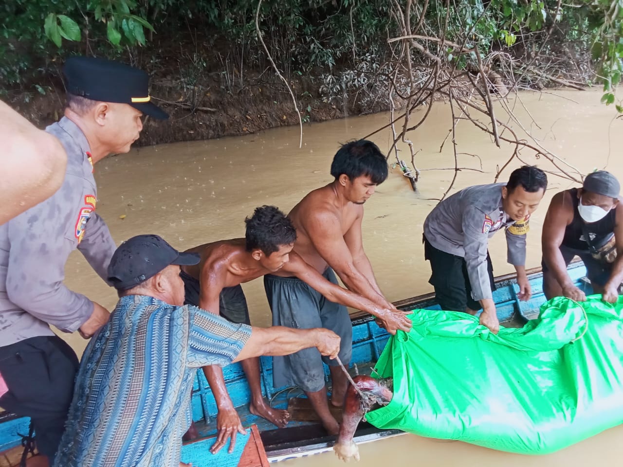 Dilaporkan Hilang, Jasad Mudzakir Ditemukan Pemancing Tersangkut di Batang Kayu