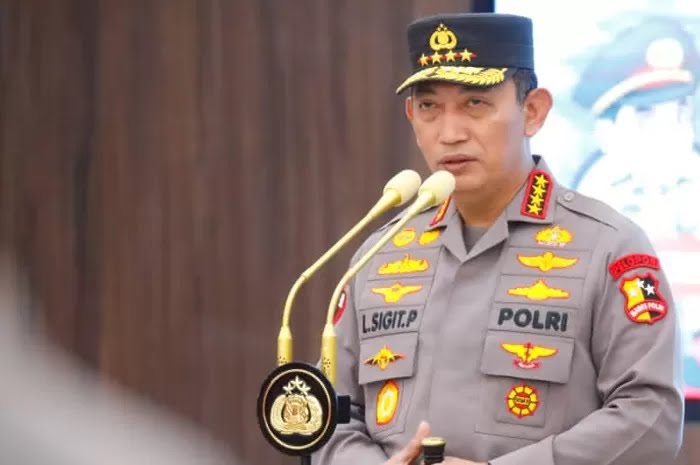 Listyo Sigit Titip Pesan ke Calon Kapolri: Pensiun Bisa Turun Memimpin Demo