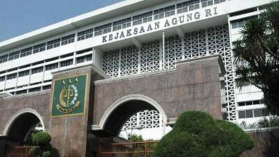 Kejagung Segel Kantor Terkait Kasus Toba Pulp Lestari