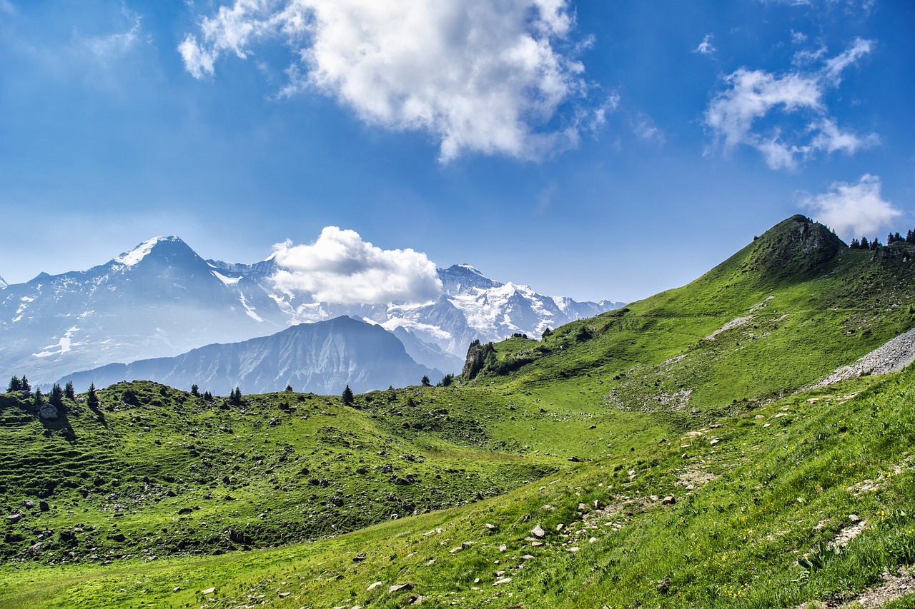 Pengunjung Pegunungan Alpen akan Dikurangi Swiss, Ini Penyebabnya
