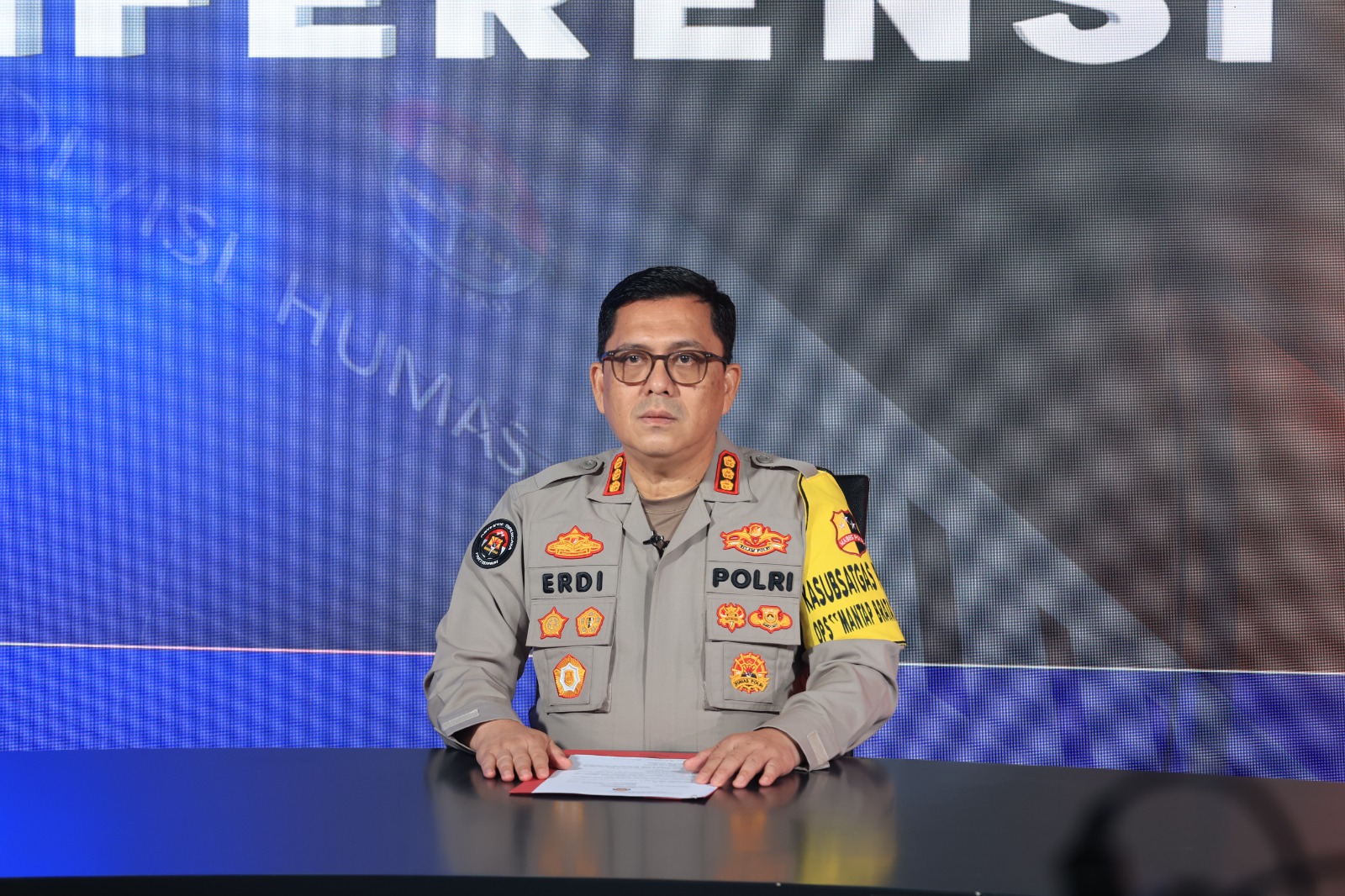 Dua Oknum Polisi Perampok Mobil Pengangkut Uang Rp5,6 Miliar di Padang Ditangkap