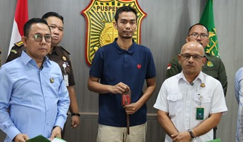 Rugikan Korbannya Hingga Rp4,6 Miliar, Jaksa Gadungan Dibekuk Kejagung