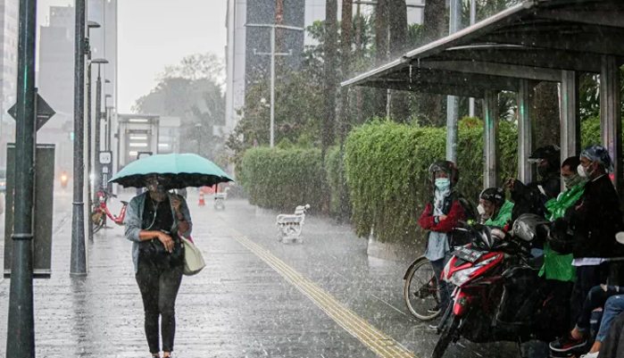Prakiraan Cuaca Jabodetabek 8 Maret 2025: Jakarta Hujan Sedang, Bogor Hujan Lebat