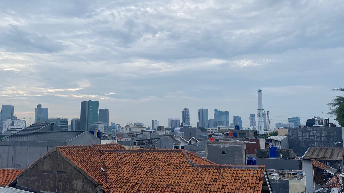 Hari Ini Mayoritas Wilayah Jakarta Berawan dari Pagi Sampai Malam