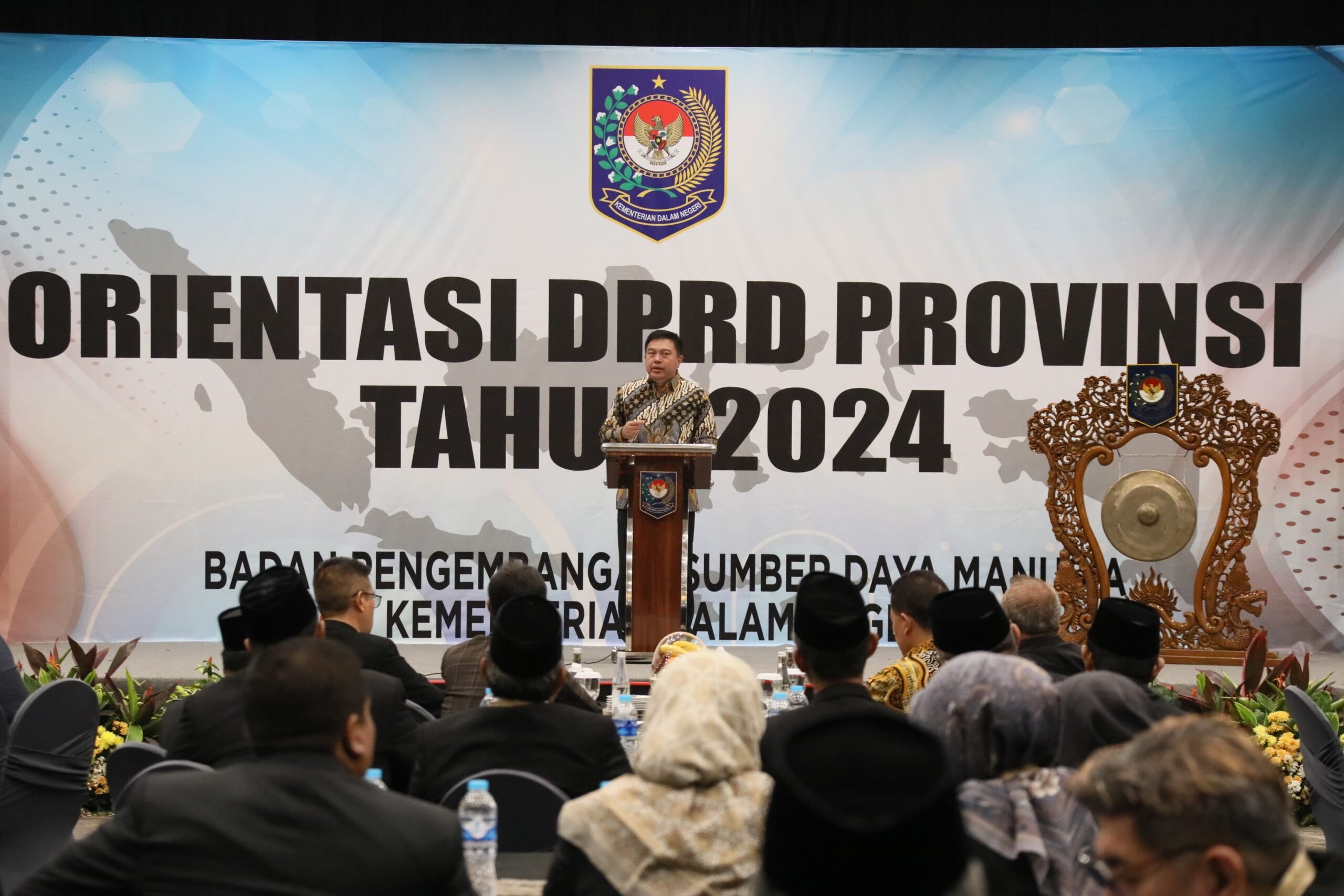 Bekali Anggota DPRD Provinsi Hasil Pileg 2024, Plt Sekjen Kemendagri Ingatkan Visi Indonesia Emas