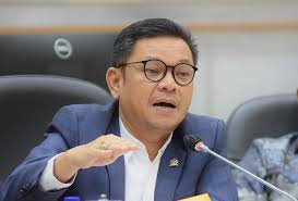 Pimpinan Komisi VIII DPR Sambut Sukacita Kedatangan Paus, Puji Kesederhanaannya