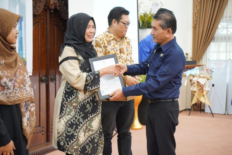 Program Pendampingan Izin Usaha Gratis bagi 1.000 UMKM Difasilitasi Bank Kalbar
