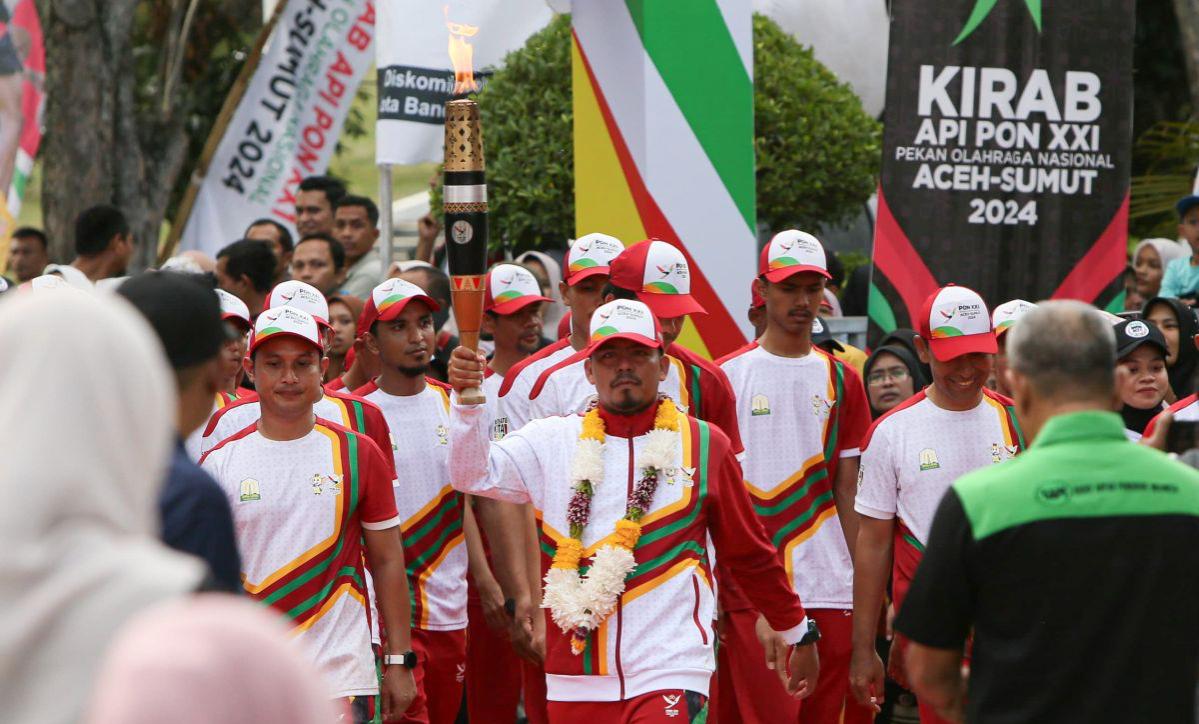 Kirab Obor Finis di Banda Aceh, PON XXI Siap Dibuka Presiden