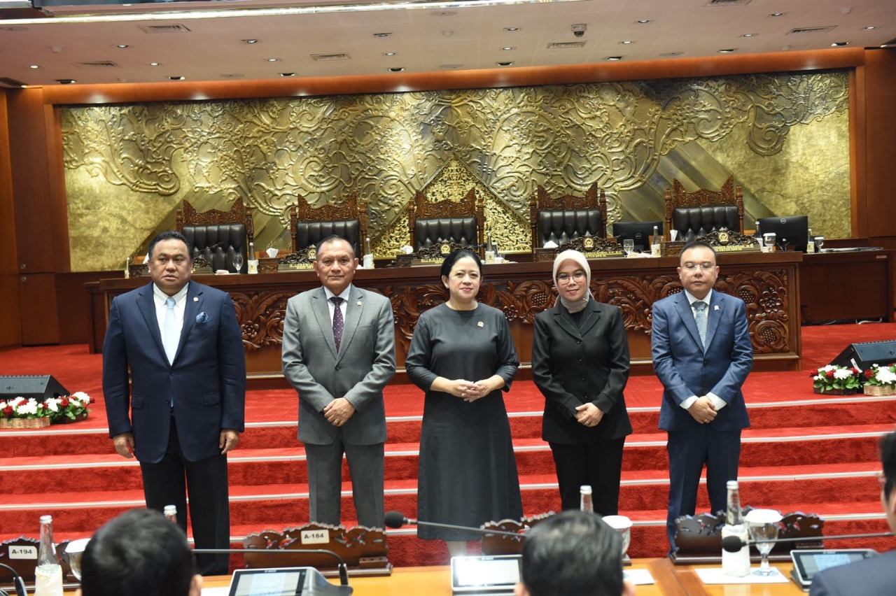 Puan Pimpin Rapat Paripurna Penetapan Iffa Rosita Pengganti Hasyim Asy’ari di KPU