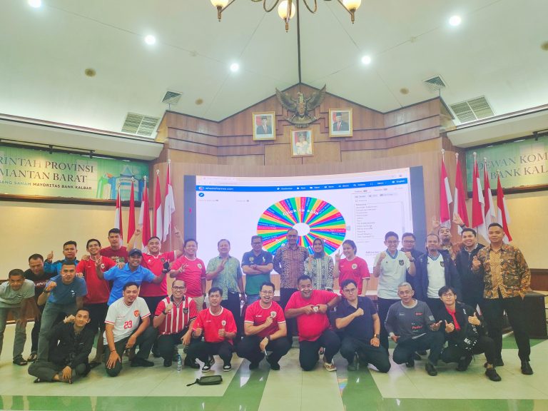 Bank Kalbar Selenggarakan Nonton Bareng Kualifikasi Piala Dunia 2026, Dukung Timnas Indonesia