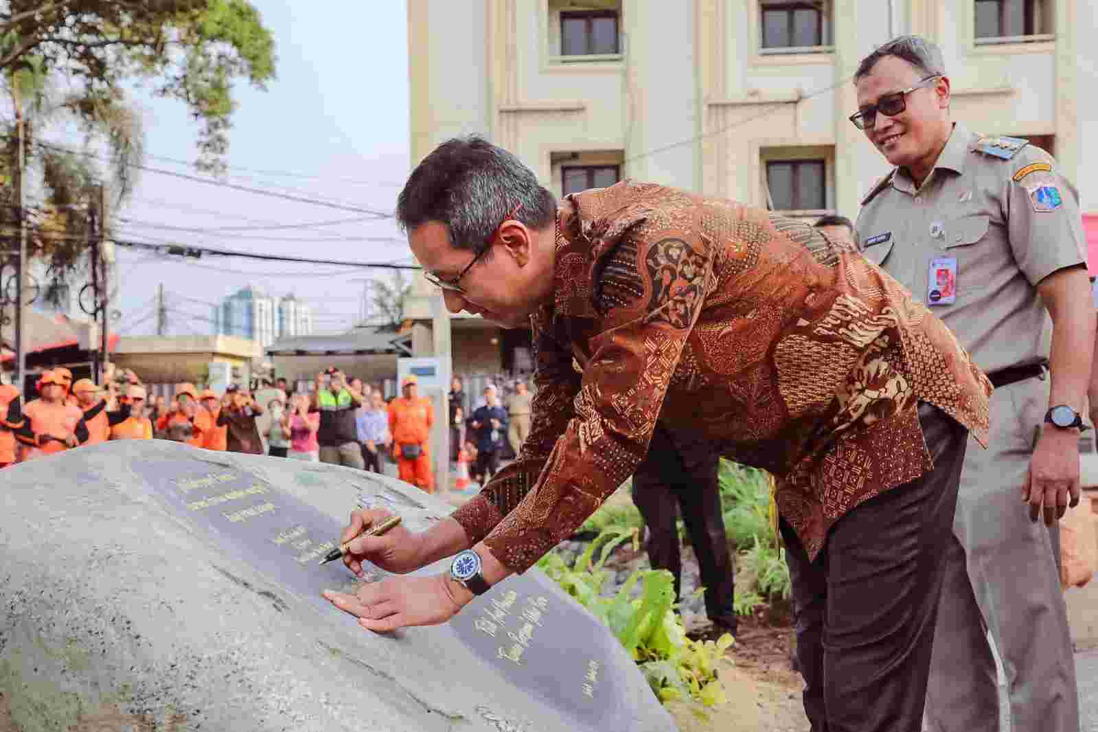 Pj Heru Resmikan Groundbreaking RTH