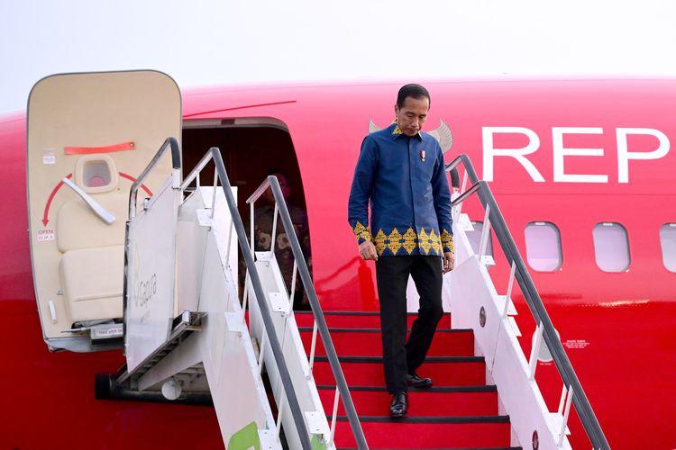 Presiden Jokowi Batal Hadiri Penutupan PON XXI, Memilih jadi Saksi Pernikahan Anak Khofifah