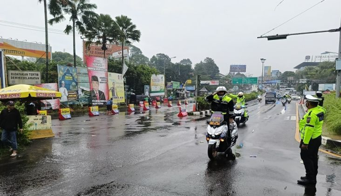 Sempat Diberlakukan One Way Selama 8 Jam, Alhamdulillah Jalur Puncak Kini Sudah Kembali Normal