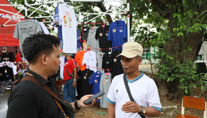 PON XXI Dibuka Besok, Pedagang Mulai Buka Stand di Sekitar Stadion Harapan Bangsa Aceh