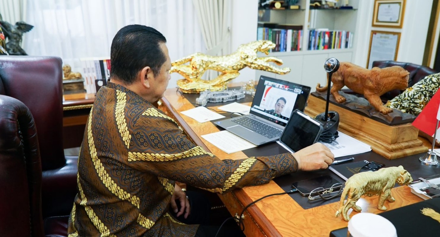 Sampaikan Kuliah Pasca Sarjana UNHAN, Bamsoet Ingatkan Potensi Ancaman Global yang Mencintai Indonesia