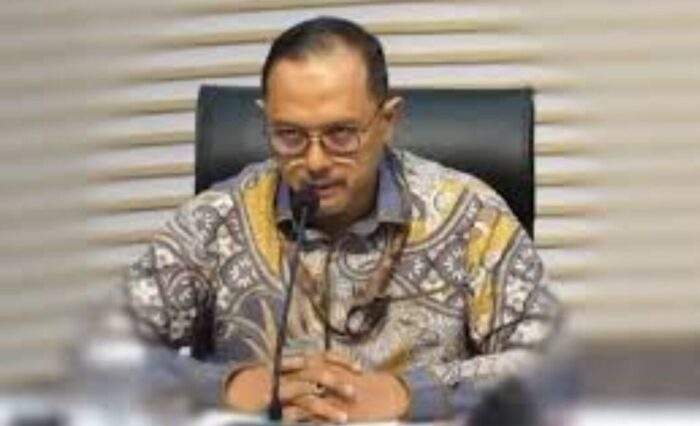 Geledah Rumah Keluarga Abdul Gani Kasuba, KPK Amankan Berbagai Bukti