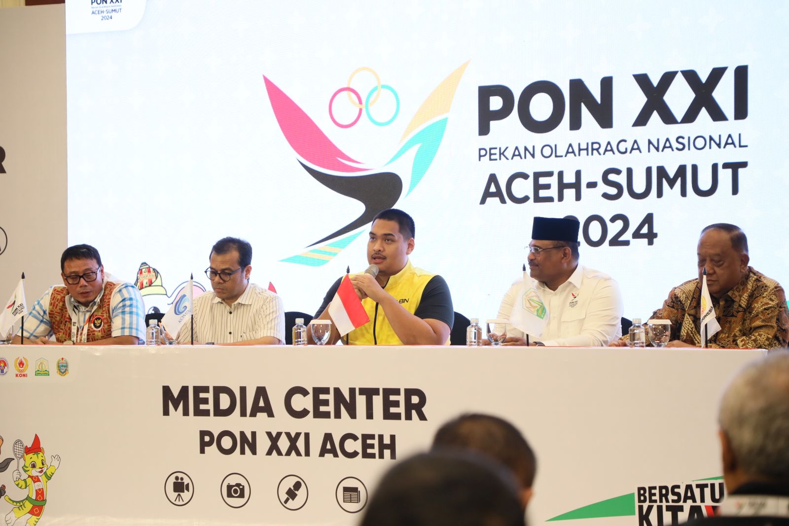 Menpora Apresiasi Antusiasme Suporter di PON XXI