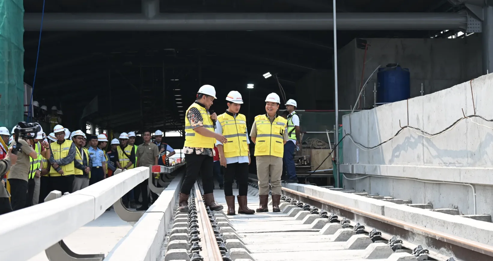Wapres Tinjau Proyek LRT Fase 1B