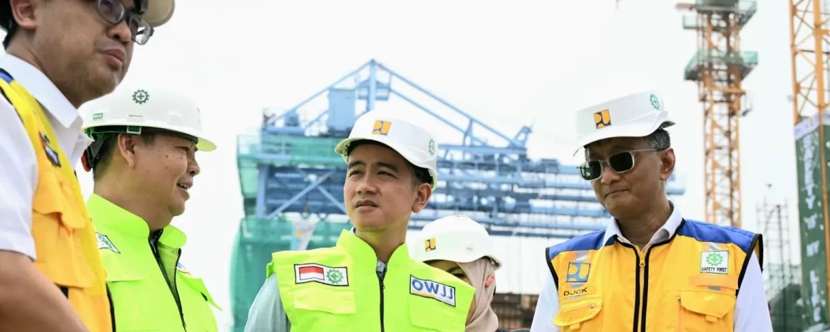Gibran Tinjau JSDP Zona 1 Proyek Tempat Pengolah Limbah dan Sanitasi