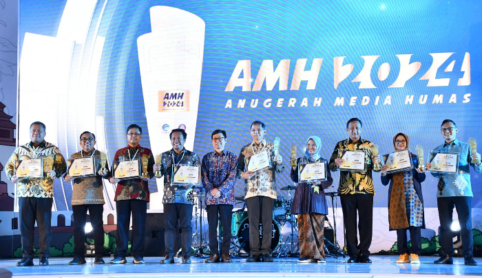 Raih 3 Penghargaan AMH 2024, Telkom Konsisten Berinovasi dalam Menyampaikan Informasi Telekomunikasi
