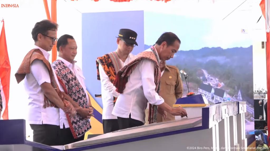Resmikan Tujuh PLBN, Presiden: Wajah Negara Kita Ada di Sini