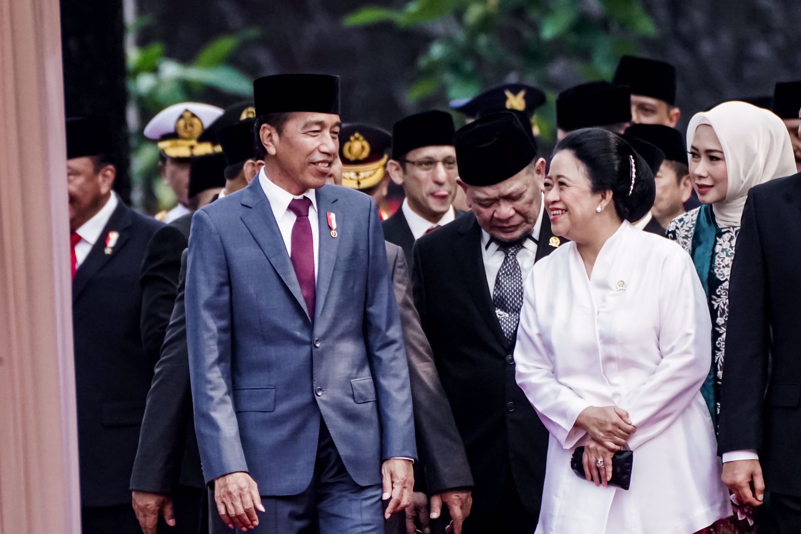Pesan Puan di HUT ke-79 TNI Agar Terus Cintai Rakyat: Ojo Pedhot Oyot!