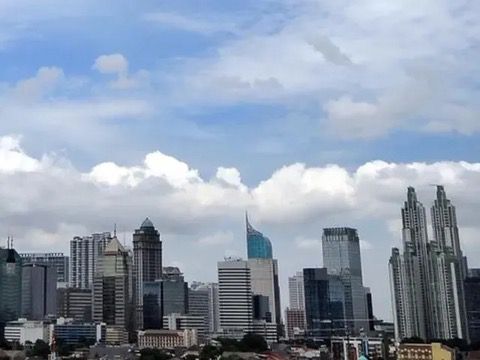 Prakiraan Cuaca Hari Ini: Sebagian Besar Jabodetabek Cerah Berawan