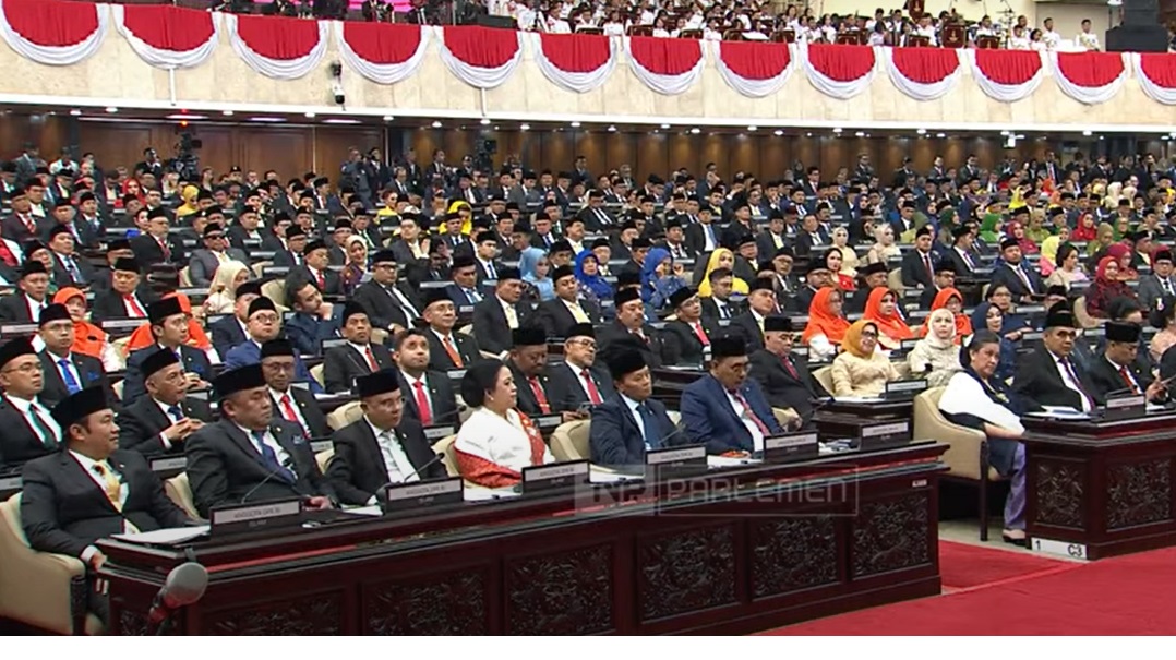 Harapan Rakyat untuk Anggota DPR Baru: Fokus Bekerja, Turun ke Lapangan