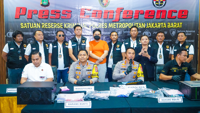 Polres Jakbar Amankan Bos Pemilik Website Judi Online Berapi 138 dan Gacoan 79