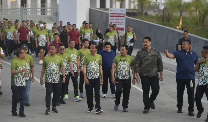 Tanggapi Angka Deflasi di Tanah Air, Presiden Jokowi Tekankan Pentingnya Keseimbangan Harga