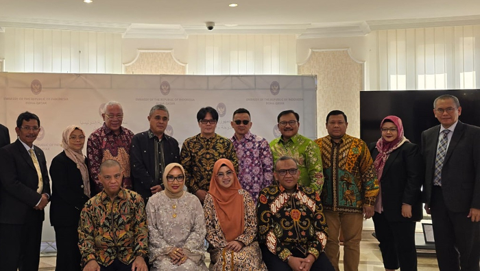 Wamenaker dan Dubes RI untuk Qatar Bahas Peningkatan Kerja Sama Penempatan Pekerja Migran